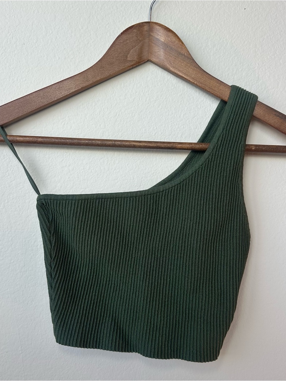 Aritzia Sculpt Knit One Shoulder Crop Top Women’s 2XS 445